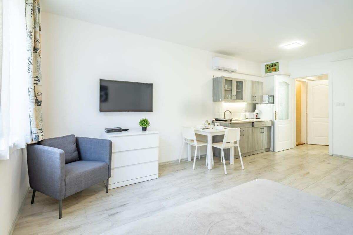 Convenient 2-Room Central Apartment Budapest Kültér fotó