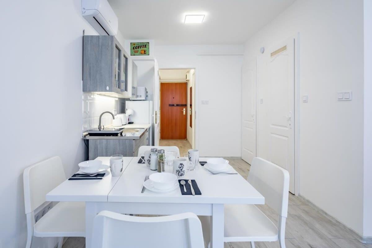 Convenient 2-Room Central Apartment Budapest Kültér fotó